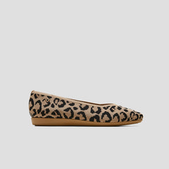 Lightweight Square-Toe V-Cut Flats (Margot Walker)